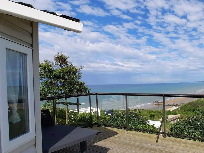 Flower Camping Omaha Beach - Mobilheim 6 personen - Premium-Mobilheim 38 m² (2 Schlafzimmer) + Terrasse – Meerblick, 4–6 Personen in Omaha Beach, Vierville-sur-Mer