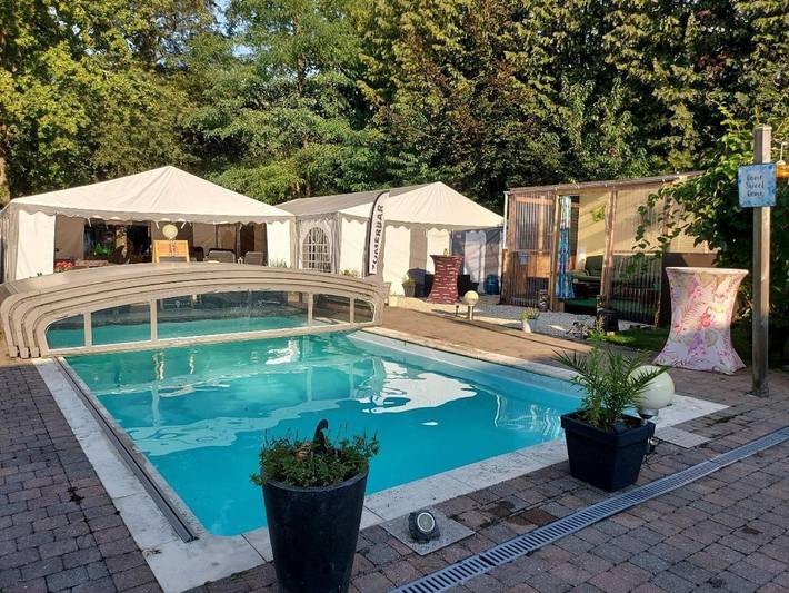 Cottage pour 2 personnes, avec jardin et piscine ainsi que jacuzzi et sauna à Brasschaat