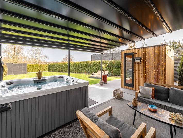 Location de vacances pour 16 personnes, avec terrasse et jacuzzi ainsi que sauna et jardin, adapté aux familles à Bilzen - 4