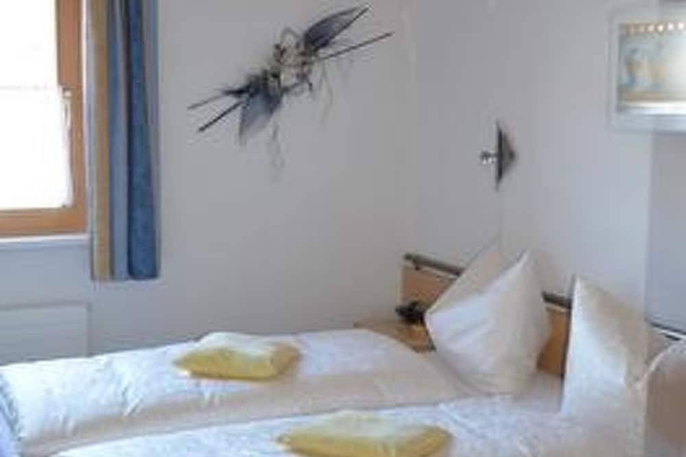Ganze Wohnung, Haus Helvetia, (Samnaun-Compatsch). in Compatsch (Samnaun), Samnaun