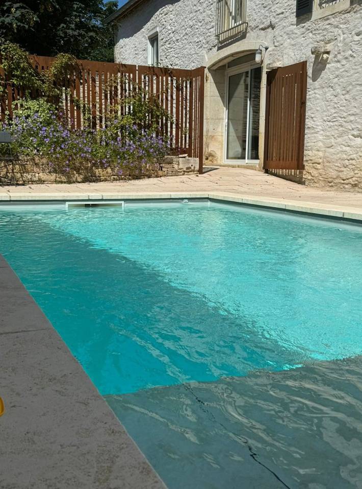 Gîte pour 10 personnes, avec jardin et terrasse