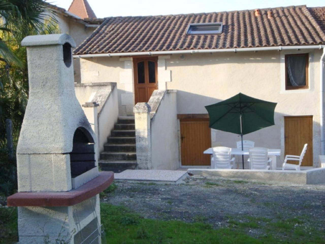 Two-Bedroom House in Celles, Périgord Vert