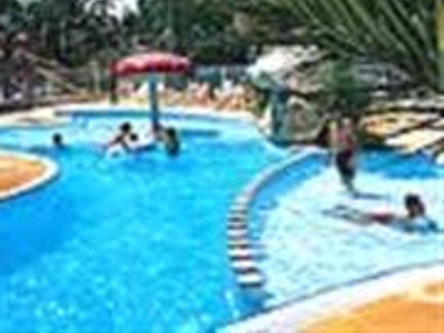 Camping Les Jardins Catalans - Mobilhome 6 personnes - caraïbes climatisé 2 chambres in Côte Vermeille, Argelès-sur-Mer