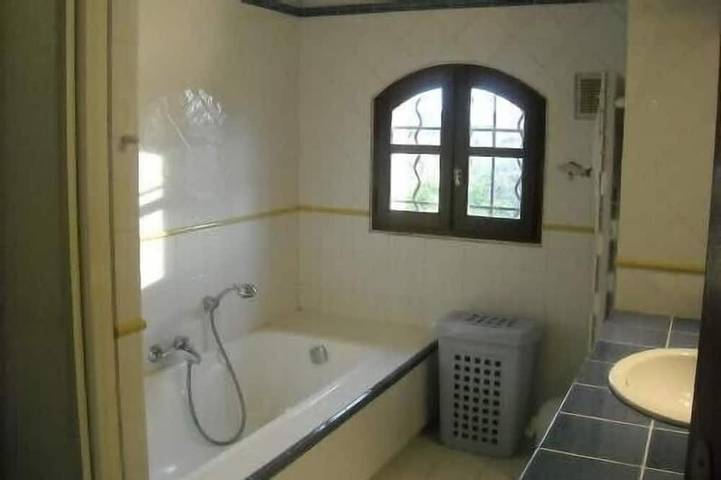 Bastide with swimming pool, garden, barbecue and pétanque court! in Bouc-Bel-Air, Mediterranean Coast (France)
