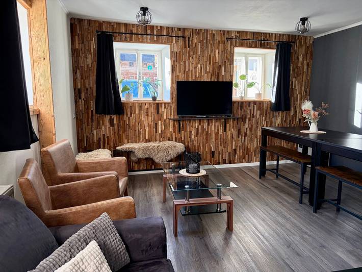 'Feichtenhäusl 2' with Mountain View, Private Terrace and Wi-Fi in Westendorf (Tirol), Kaiser mountains