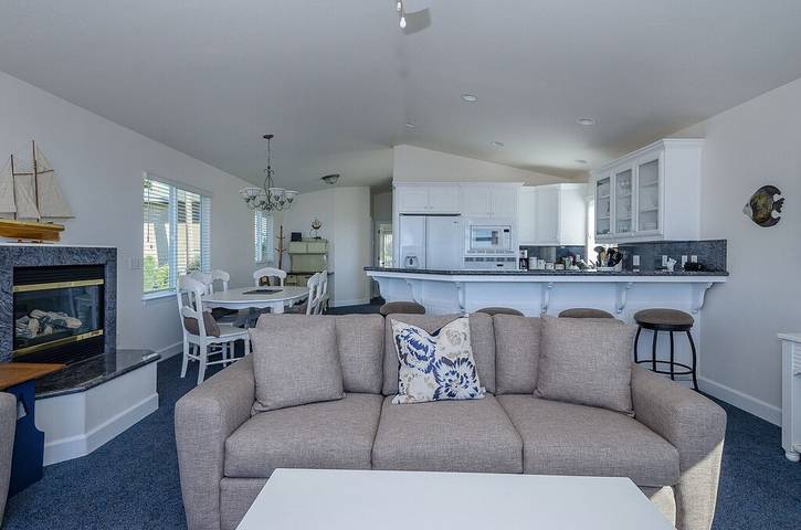 Vacation rental for 8 people, with balcony in Cayucos