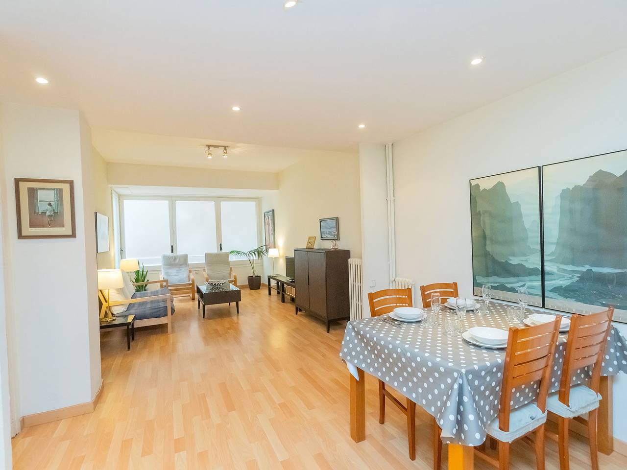 Apartamento entero, Eixample Dret Corsega Roger Lluria in Centro Barcelona, Barcelona