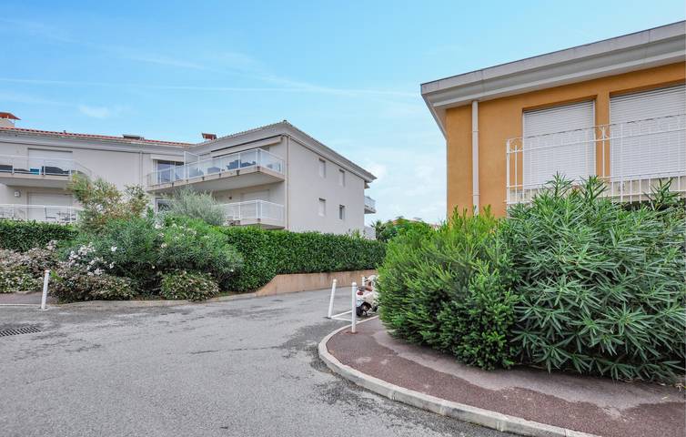 Appartement voor 4 personen, met zwembad in Antibes