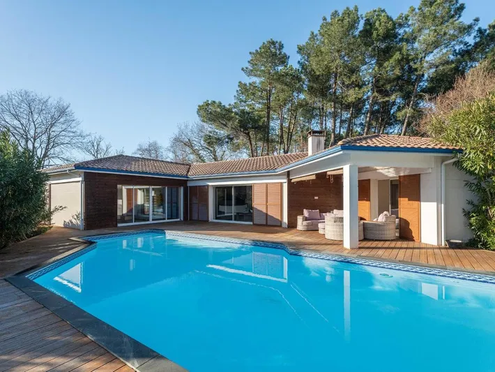 Chalet para 6 personas, con piscina además de terraza y jardín - 1