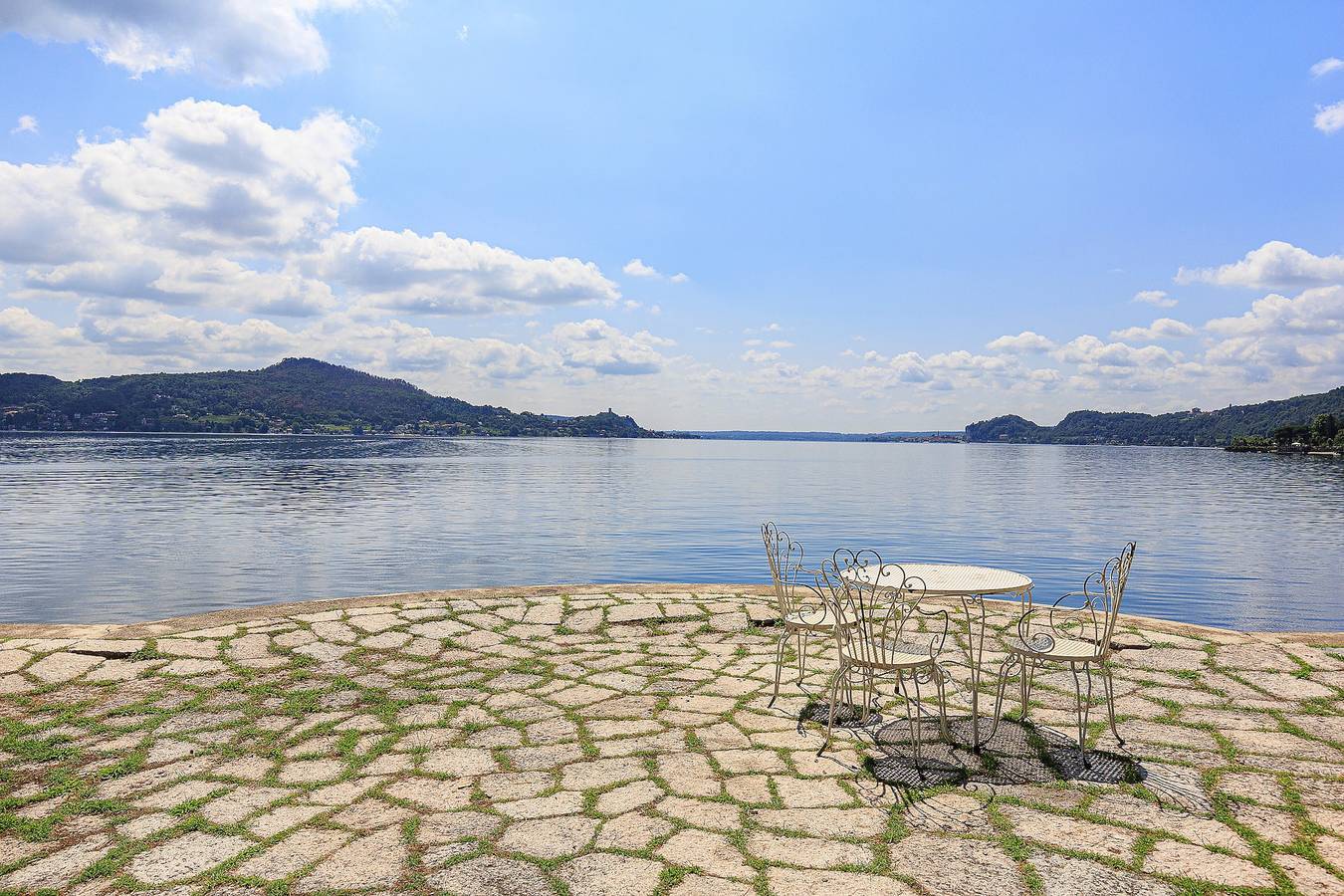 Ferienhaus in direkter Seelage in Meina, Comune di Meina