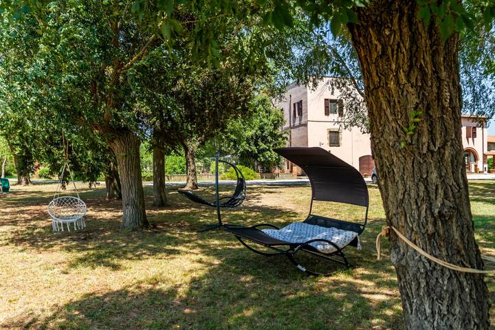 Room 'Oliva' with Shared Garden and Wi-Fi in Gavorrano, Grosseto provins
