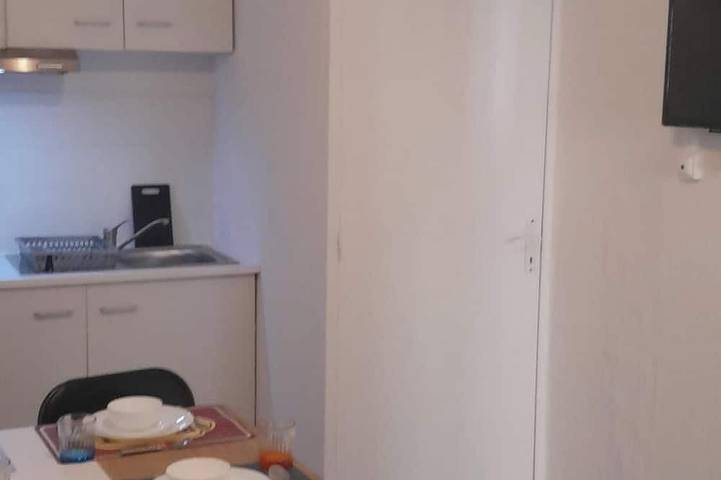 Apartamento entero, 2-bedroom apartment in historic center in Draguignan, Region de Draguignan