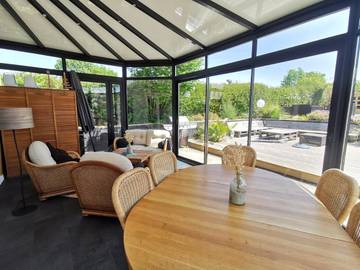 Gîte pour 6 personnes, avec jardin et piscine à Bricqueville-sur-Mer