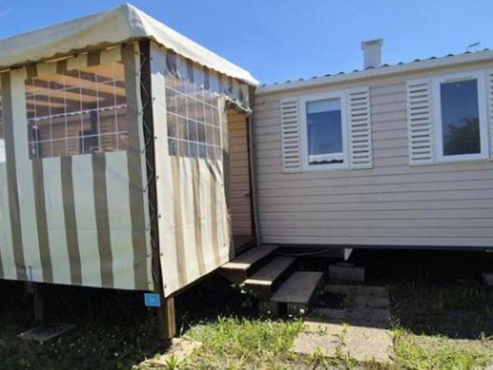 Camping pour 4 personnes, avec Terrasse et Piscine à La Tranche-sur-Mer