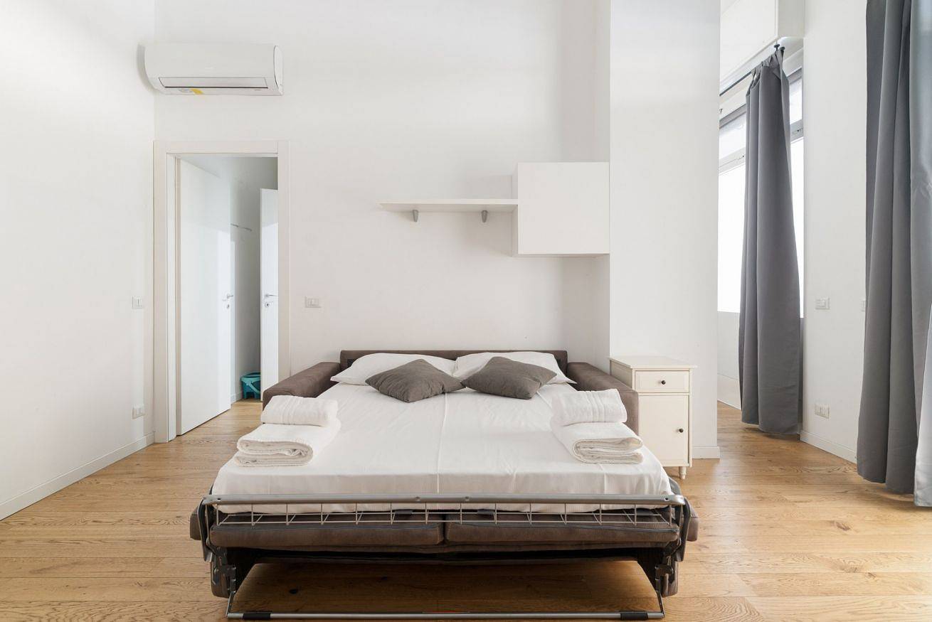 Ganze Wohnung, Ugo La Malfa 10 Mi in Mailand, Mailand Provinz
