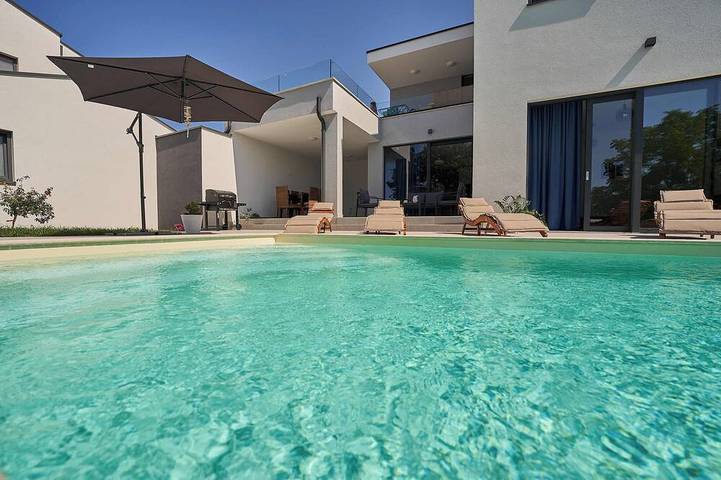 Villa für 6 Personen in Poreč