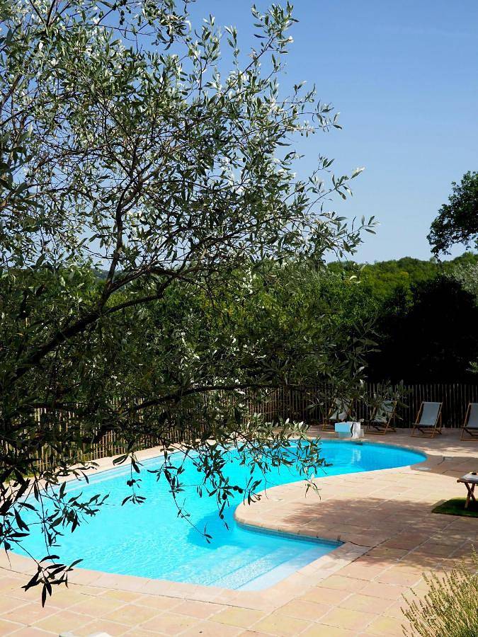Maison de vacances pour 2 personnes, avec Terrasse ainsi que Jardin et Piscine à Bras