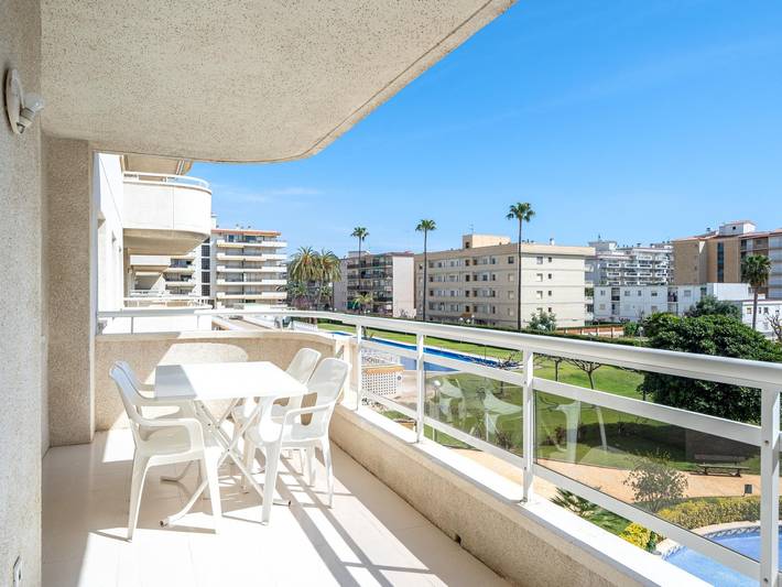 Ferienwohnung für 6 Personen, mit Pool und Kinderpool sowie Garten und Terrasse - 1