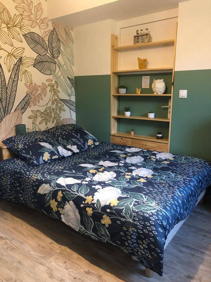 Appartement entier, One-Bedroom Apartment in Dury, Région d'Amiens