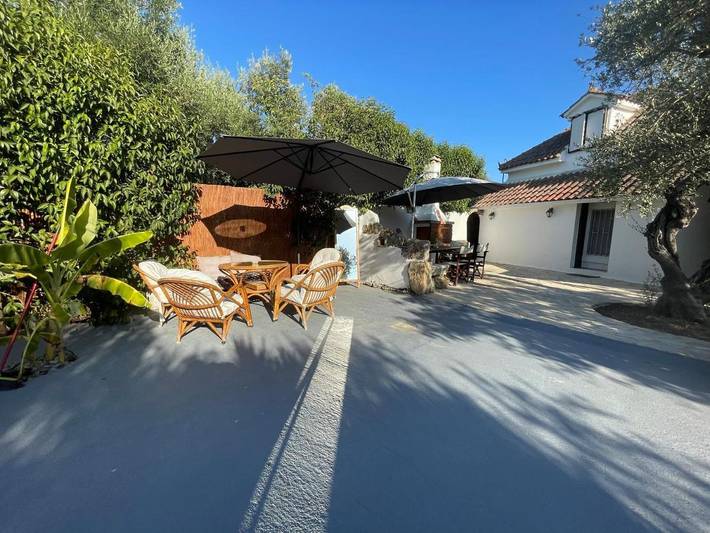 Location de vacances pour 8 personnes, avec jardin, adapté aux familles dans Kalamaki - 2