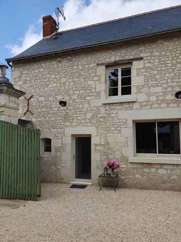 Gîte pour 8 personnes, avec terrasse à Anché