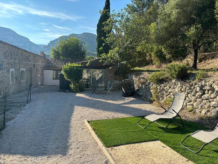 Apartamento de vacaciones para 4 personas, con jardín además de terraza y vistas - 1