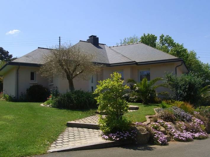 Gîte pour 4 personnes, avec Terrasse et Jardin à Trébeurden