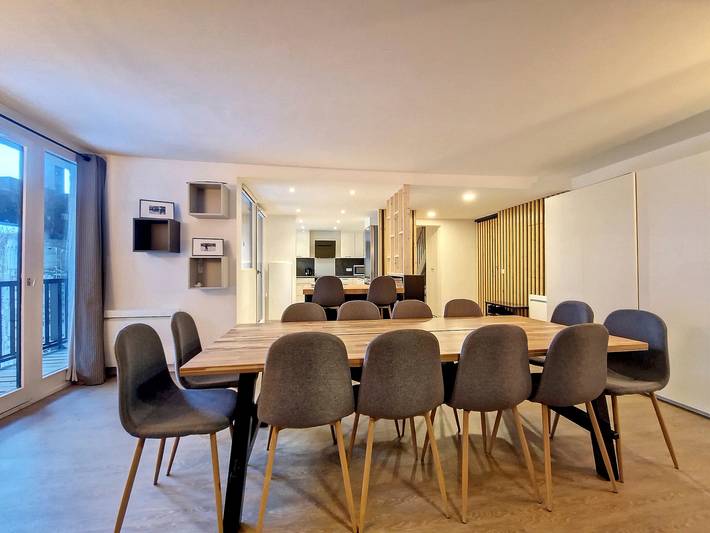Gîte pour 10 personnes, avec balcon dans Office De Tourisme De Val D Isere - 3