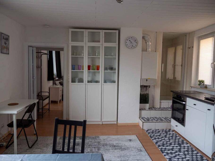 Ganze Wohnung, One-Bedroom Apartment in Bad Vilbel, Wetterau
