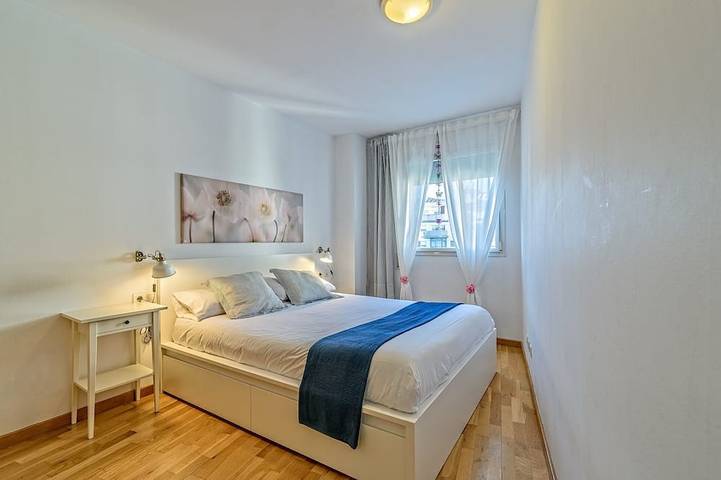 Appartement entier, Apartamento&piscina cerca de Barcelona in Cerdanyola del Vallès, Barcelone l'intérieur des terres