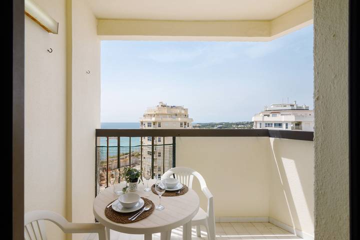 Ganze Wohnung, Apartment 'Galé 13 D – Meerblick' mit Meerblick, Gemeinschaftspool und Wlan in Armação de Pêra (costa), Armação de Pera
