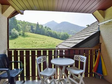 Gîte pour 6 personnes, avec balcon à Bernex