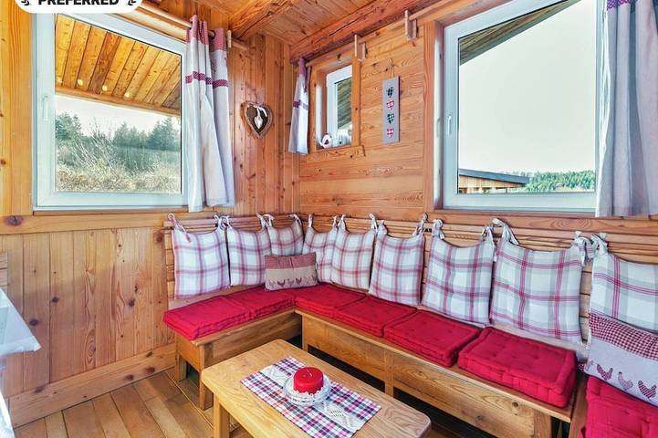 Chalet pour 8 personnes, avec terrasse dans Sarrebourg