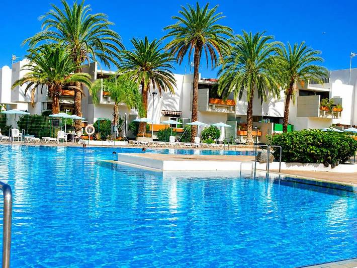 Ferienwohnung für 2 Personen, mit Kinderpool und Ausblick sowie Pool und Terrasse, mit Haustier - 1