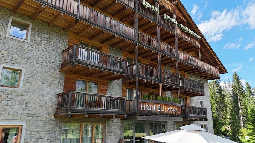 Hotel per 4 persone, con giardino e piscina nonché sauna e idromassaggio - 1