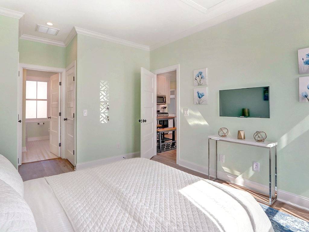 Ganze Wohnung, Heated Pool Access | 5*Clean | Flex Cancelation in Savannah, Chatham County