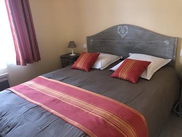 Gîte pour 4 personnes, avec terrasse et jardin à Eu