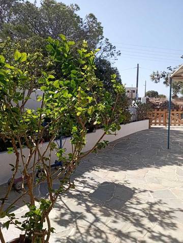 Gîte pour 3 personnes, avec jardin ainsi que vue et terrasse dans Kithnos Chora