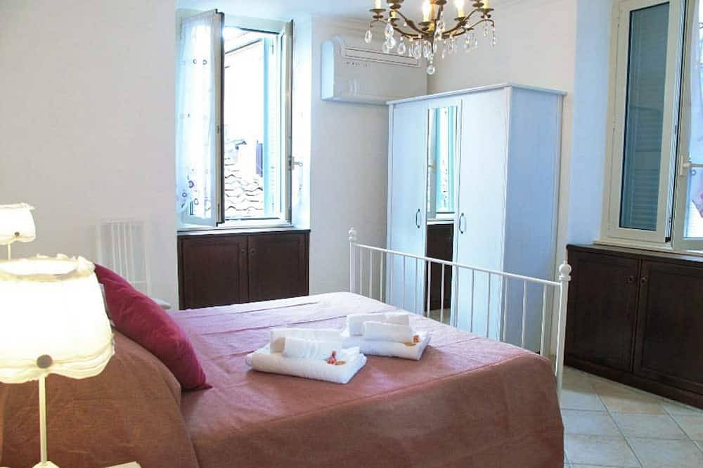 Appartamento intero, Casa Malvarosa, New Charme in the heart of Trastevere and Rome in Trastevere, Roma