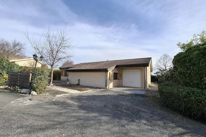 Villa pour 8 personnes, avec jardin et piscine dans le Gers
