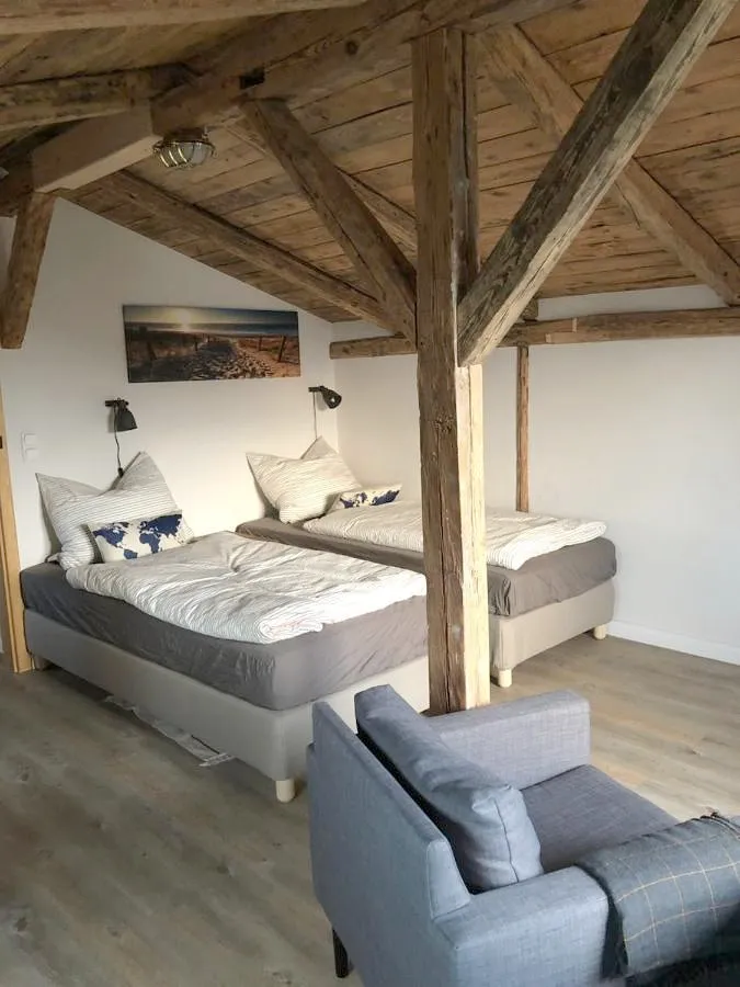 Apartamento de vacaciones para 4 personas, con jardín además de terraza y vistas - 1