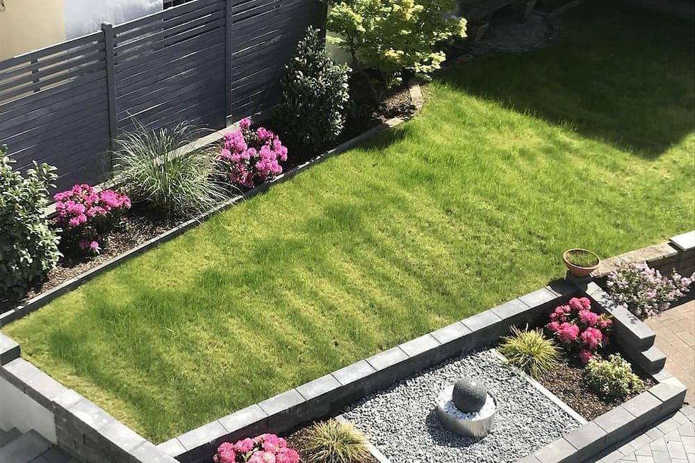 Ganze Wohnung, Ferienwohnung Scheer - Appartement/Fewo, Bad, Wc, 2 Schlafräume in Niederburg, Mittelrhein