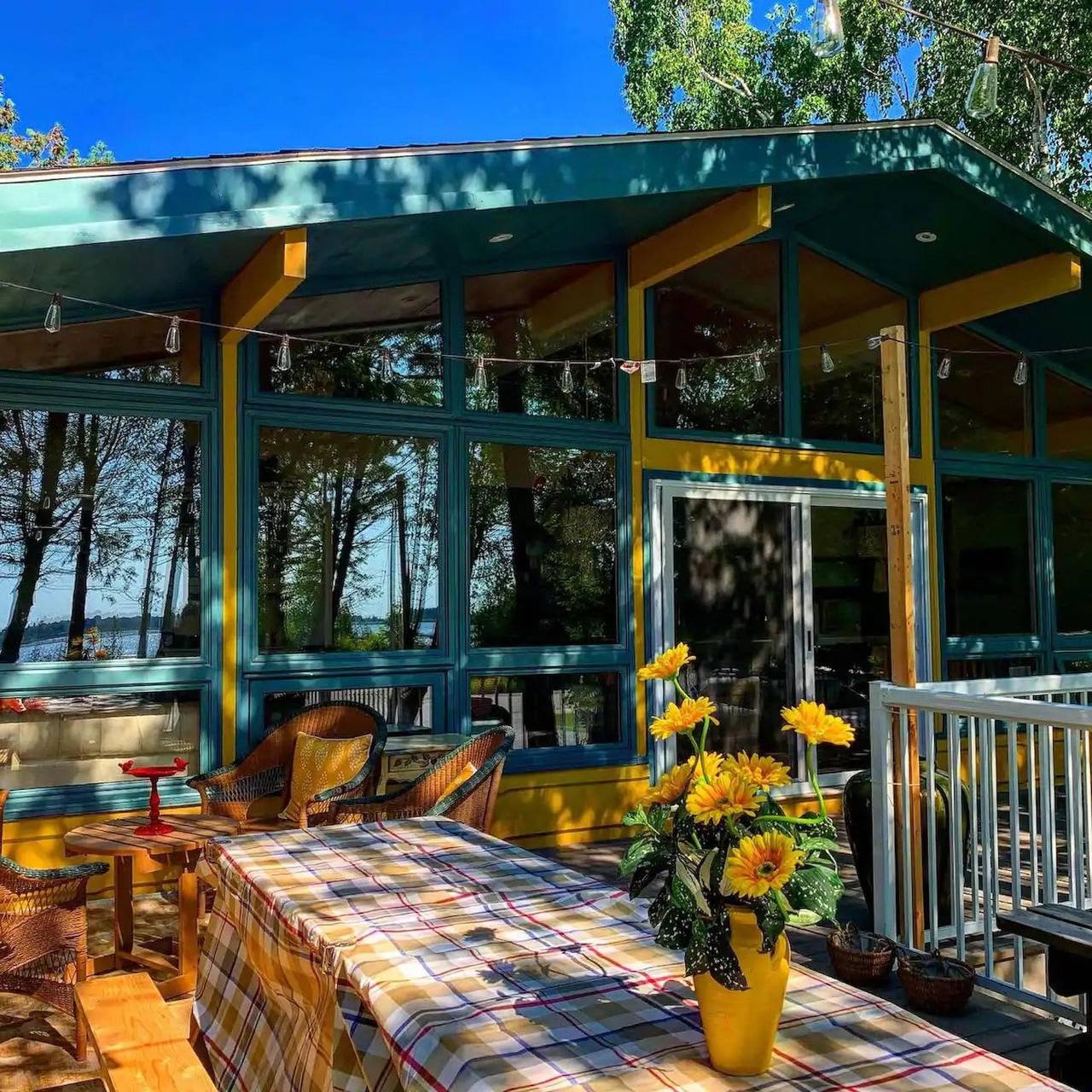 Bright   Spacious Chalet on Lake Huron - Private in Tobermory (Ontario)