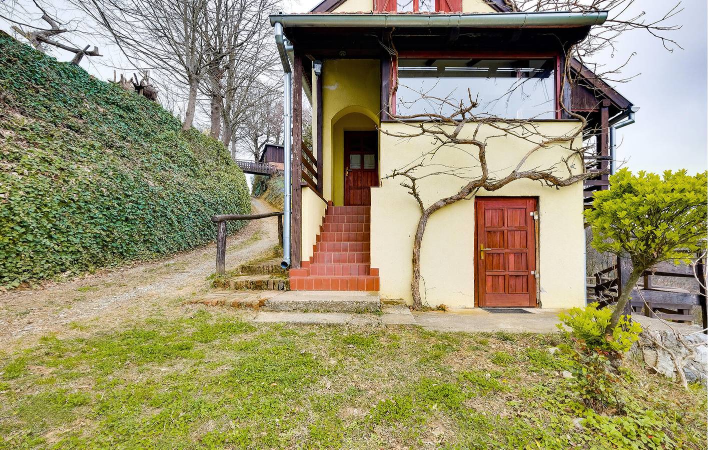 Charmante Ferienwohnung mit WLAN, Klimaanlage, Parkplatz, Terrasse und Grill in Općina Veliki Pisanica, Bjelovar-Bilogora