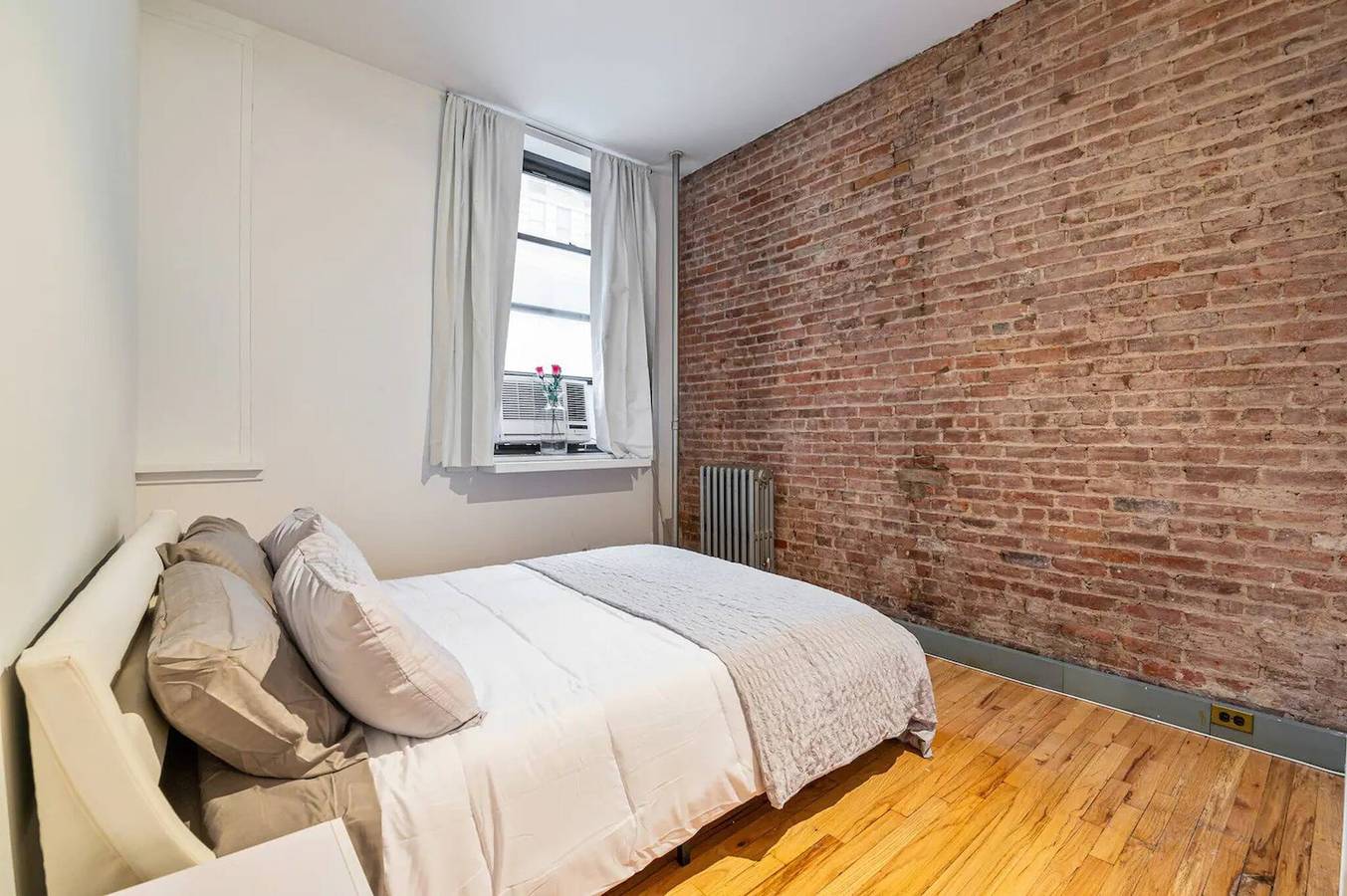 Entire apartment, Lovely 4br Apt In Downtown Tribeca! in Manhattan, New York City