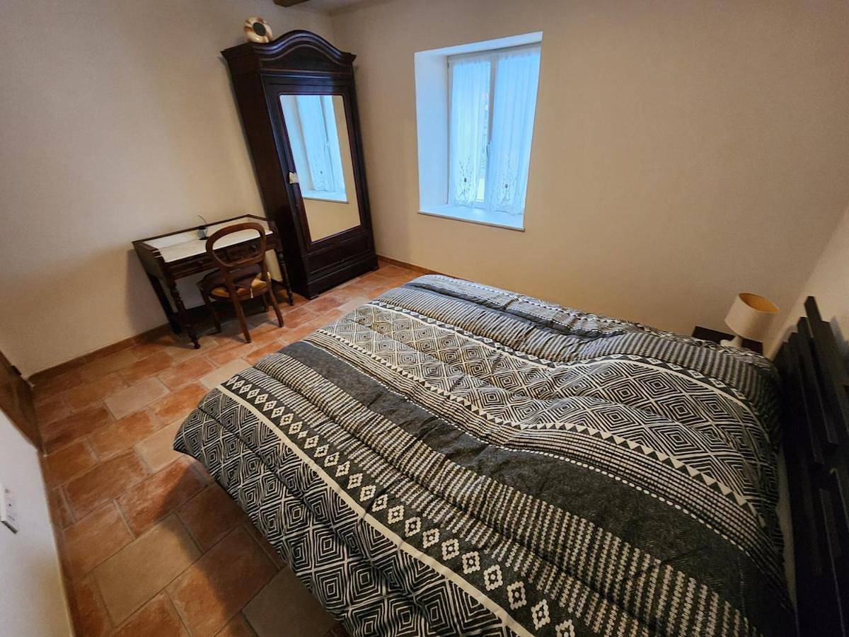 Appartement entier, La maison bleue in Velet, Haute-Saône