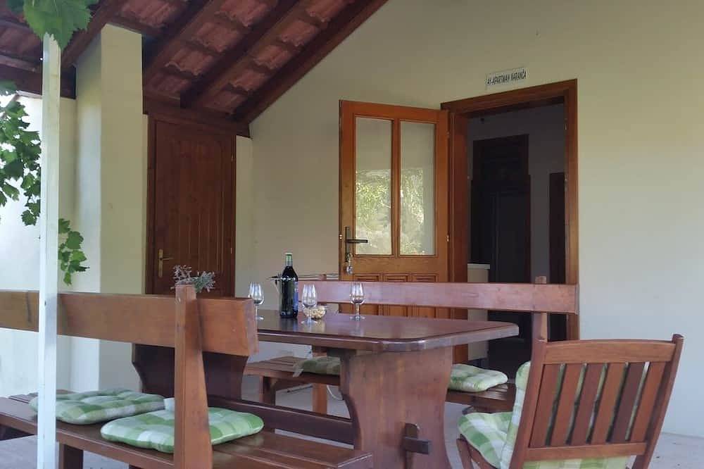 Ganze Wohnung, 1-Zimmer-Ferienwohnung mit Terrasse Mali Ston, Peljesac in Ston, Dubrovnik-Neretva