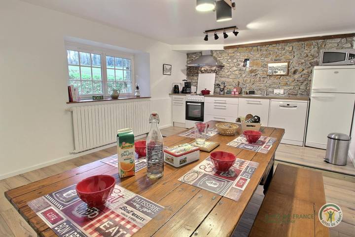 Gîte pour 4 personnes, avec terrasse et jardin - 1