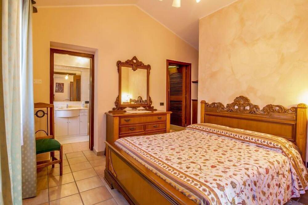 Vacation home Messi by Interhome in Panicale, Lake Trasimeno