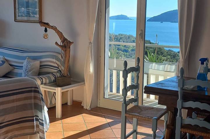 Casa vacanza per 3 persone, con balcone, con animali domestici in San Terenzo